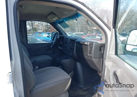 2012 Chevrolet Express 2500 Work Van из США, поврежденный, VIN 1GCWGFCA1C1100202